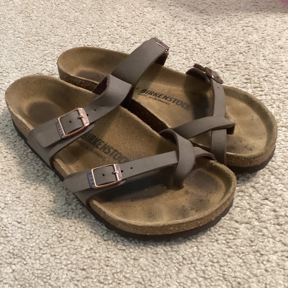 Mayari Birkenstock size 7 US